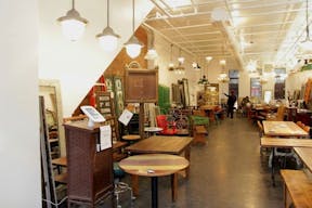 Retail venue on Bowery - Image 12