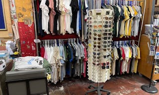 Los Feliz East Hollywood Retail storefront for pop-up shops - busy street open late if necessary - Image 5