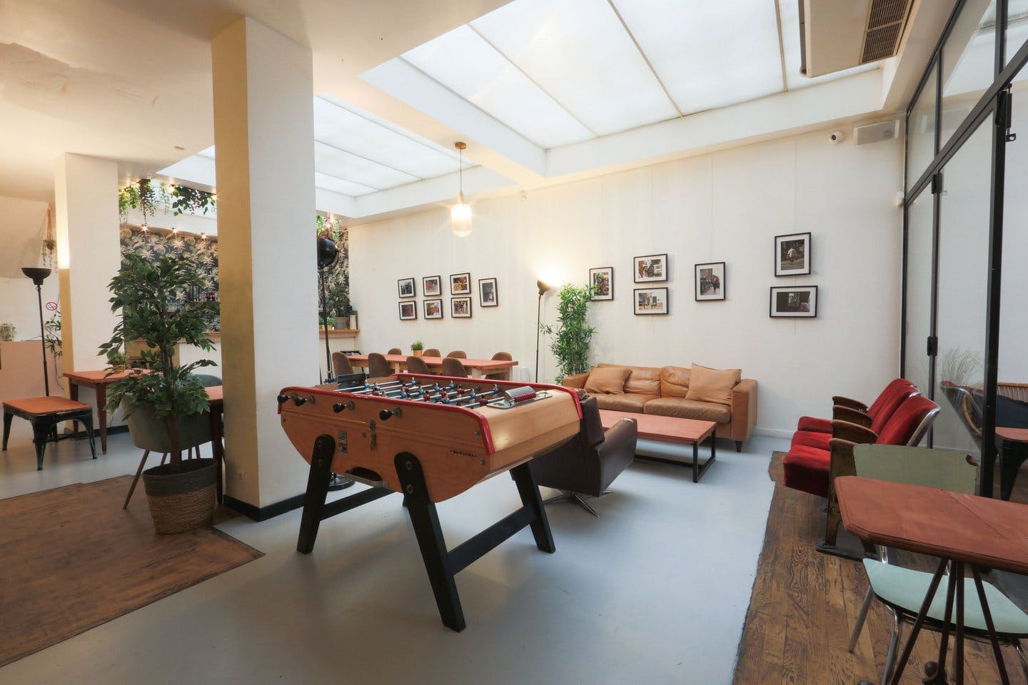 200 sqm Gustave Eiffel Loft and Bar in Paris