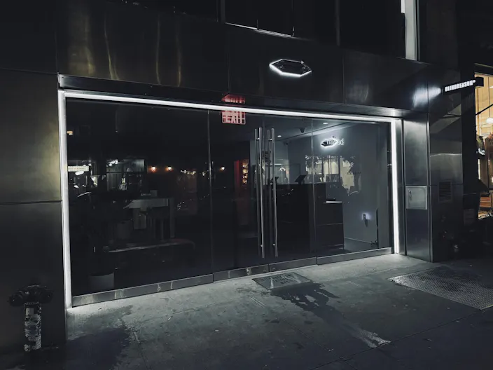 Storefront space available - Image 1