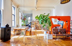 Spacious Chelsea Art Loft - Image 1