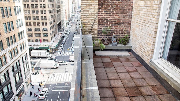 Luxurious Modern Loft and Gallery space - Image 4