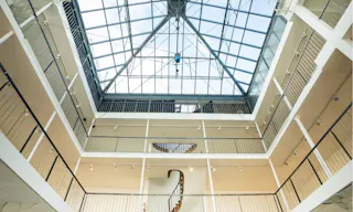 Rue Saint Merri Grand Showroom - Image 0