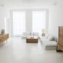 Elegant Espace minimaliste dans un Bâtiment Historique, Palais-Royal/ Louvre