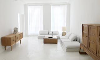 Elegant Espace minimaliste dans un Bâtiment Historique, Palais-Royal/ Louvre - Image 0