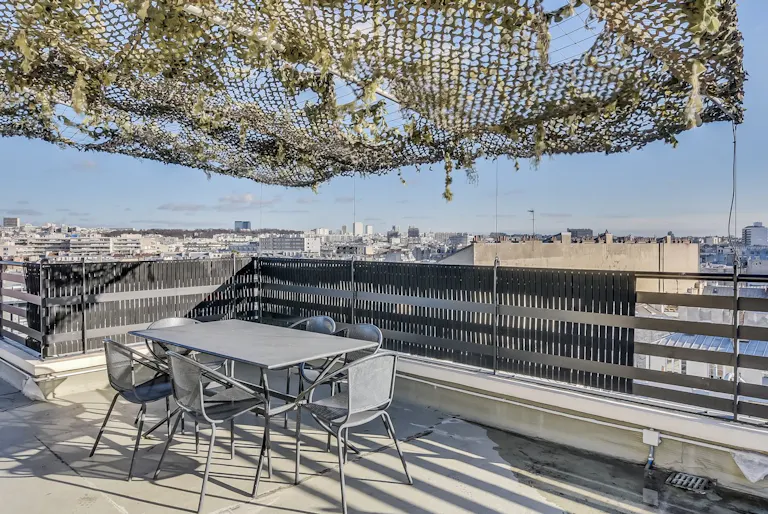 Showroom/ Rooftop - Une adresse confidentielle Design, Chic au c?ur d'un quartier anim� - Image 3