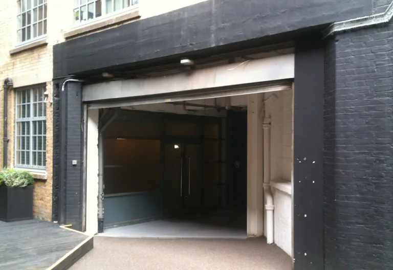 Industrial Event Space in Soho - Image 3