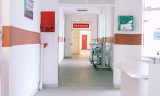 D�cor/Lieu de tournage: H�pital - Image 10