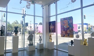 High-End Pop-Up Space on Melrose Avenue - Image 4