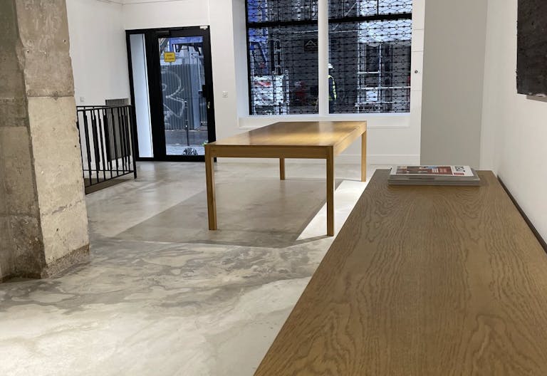 Charming Boutique in the heart of Le Marais - Image 1