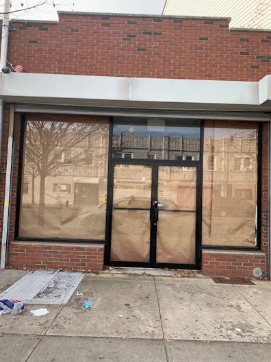 Store front for rent - Image 0