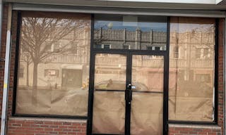 Store front for rent - Image 0