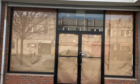 Store front for rent - Image 0