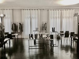 Showroom in Sublime Triangle d'Or - Image 24