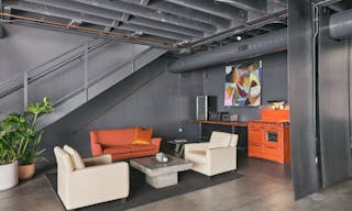 Gorgeous Daylight Studio With Attached Prop House (Hot Set Props) - Image 7