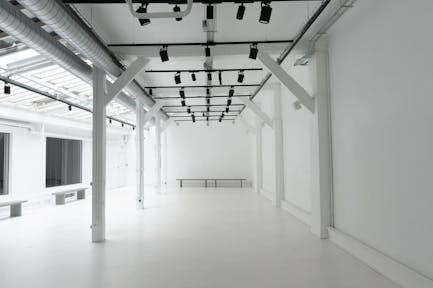 Showroom confidentiel 200 m² à Paris 11e - Image 0