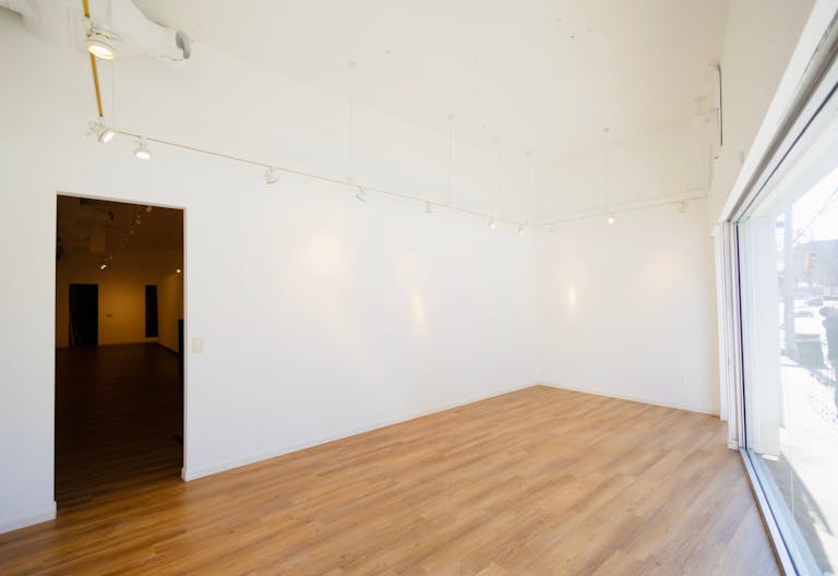 Loma Gallery - Image 3