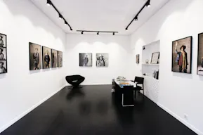 Rue de Turenne Boutique - Image 10