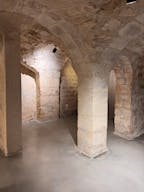 Beautifully designed store in heart of Paris - Image 6
