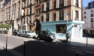 Debelleyme Boutique Ephémère with high exposure - Image 3