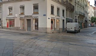 Boutique Shop for Rent - Nantes Hypercentre - Image 0