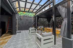 Glamorous sexy club vibe indoor outdoor flow - Image 2