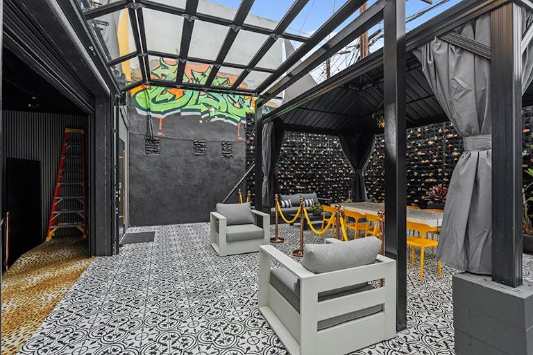 Glamorous sexy club vibe indoor outdoor flow - Image 2