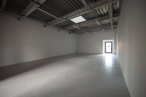 Atypical Artistic and Event Venue - Image 12