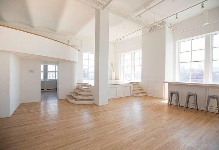 Studio Loft in West Village - Image 0