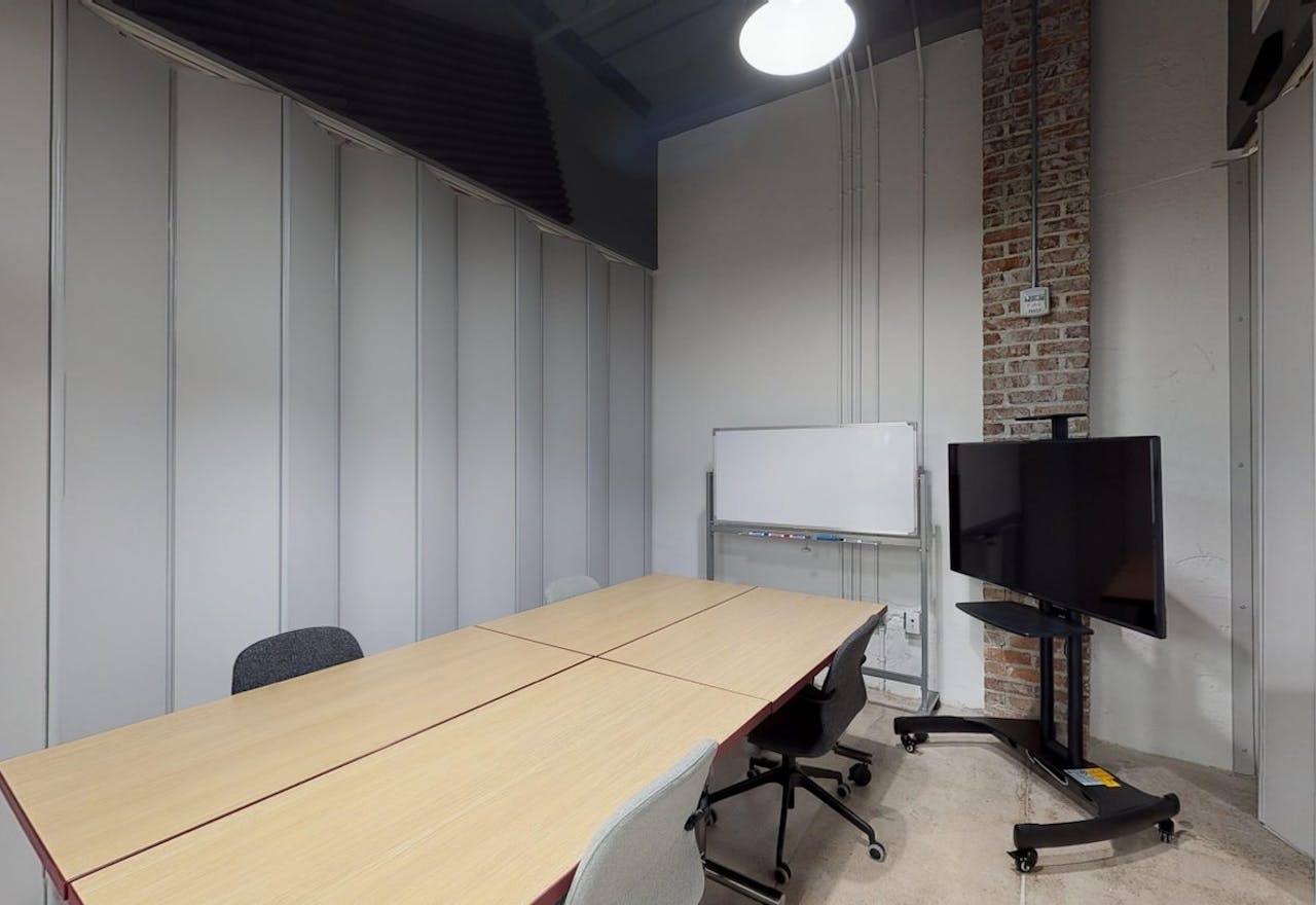 Creative Room - Image 1