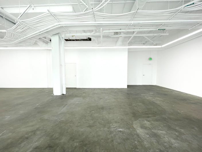 Large Gallery Space in the Heart of West Adams - Image 2