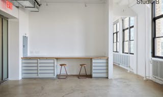 7500 sqft Bright West Soho Studios - Image 31