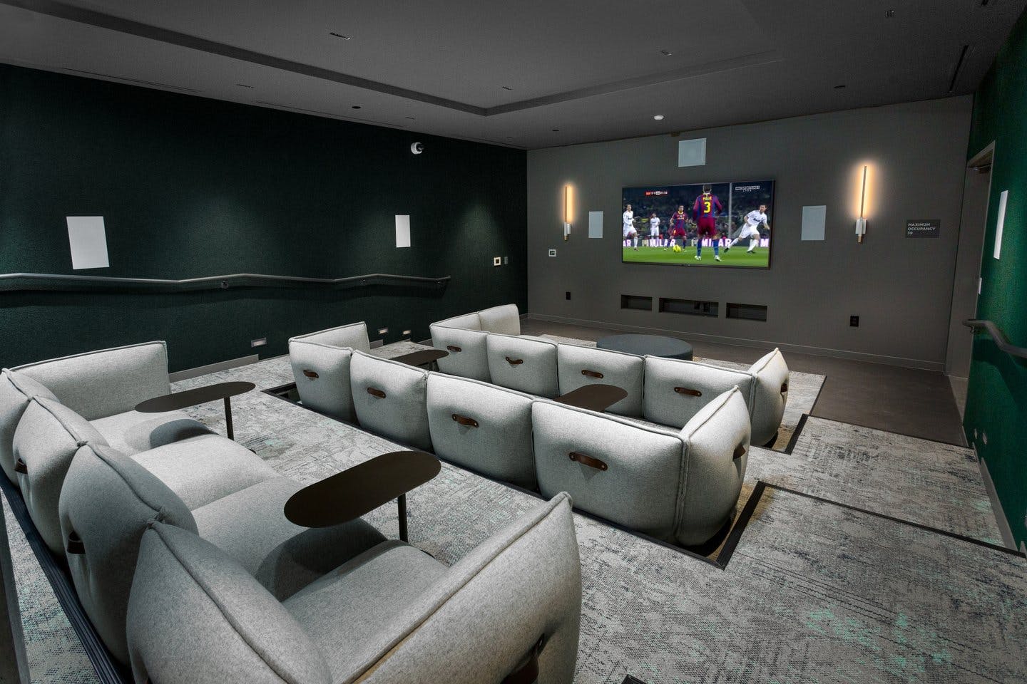 Contemporary 4,100 sqft Multipurpose Venue in Hollywood