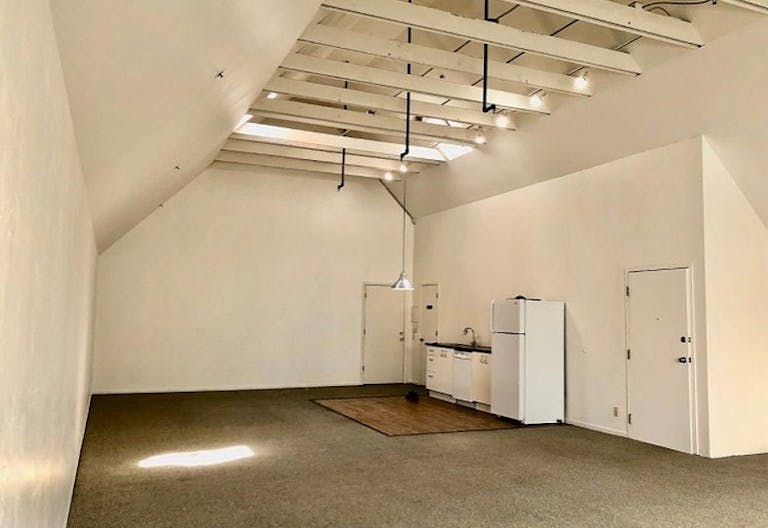 Spacious and Bright private open plan Office or Event space in the heart of Pacific Heights! - Image 3