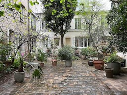 Unique Space with TV Set and Offices - Image 1