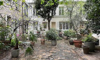 Unique Space with TV Set and Offices - Image 1