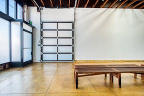 White Box Space in West Adams - Image 20