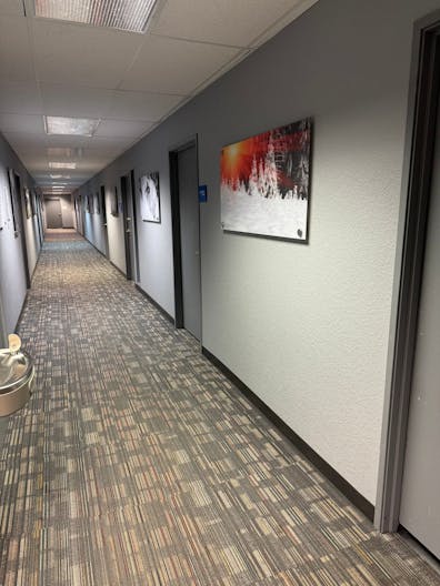 Rooms for Rent - perfect for stylists, tattoo artist, Counselors, Lash artists, massage therapists - Image 3