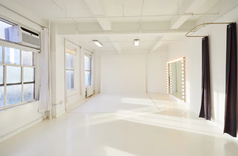 22B  Showroom PopUp Event Rental Space in NYC - Image 2