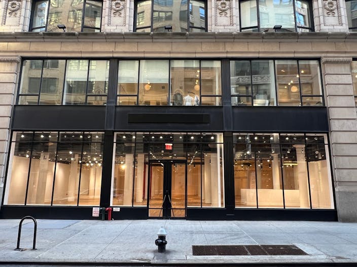 7000 SQ FT FLATIRON Beautiful Space - IDEAL FOR SHOWROOM / FASHION SHOW / POP UP / PRIVATE EVENT - Image 1