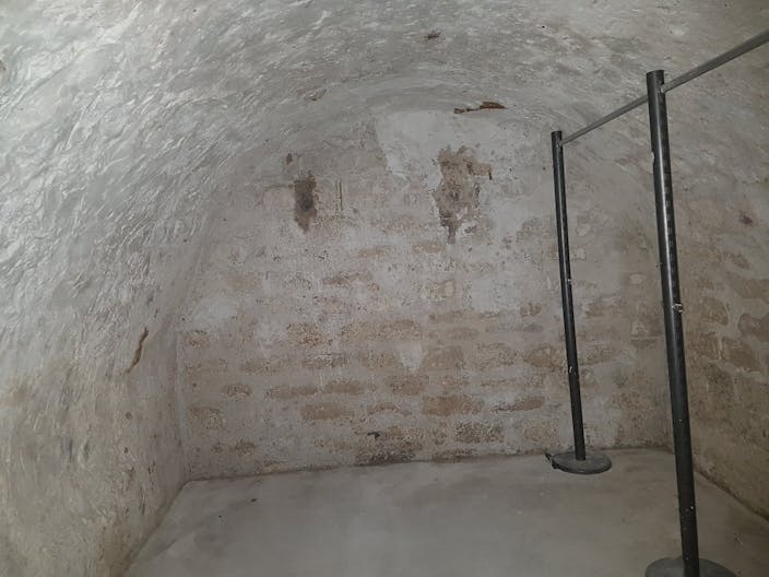 New Boutique near Temple and Arts et M�tier - Image 4