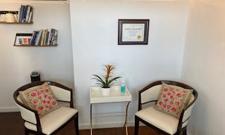 Chic ,Inspiring Meeting Work Space For Rent - Image 6