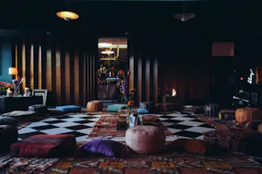 Neon Art Studio - Image 0