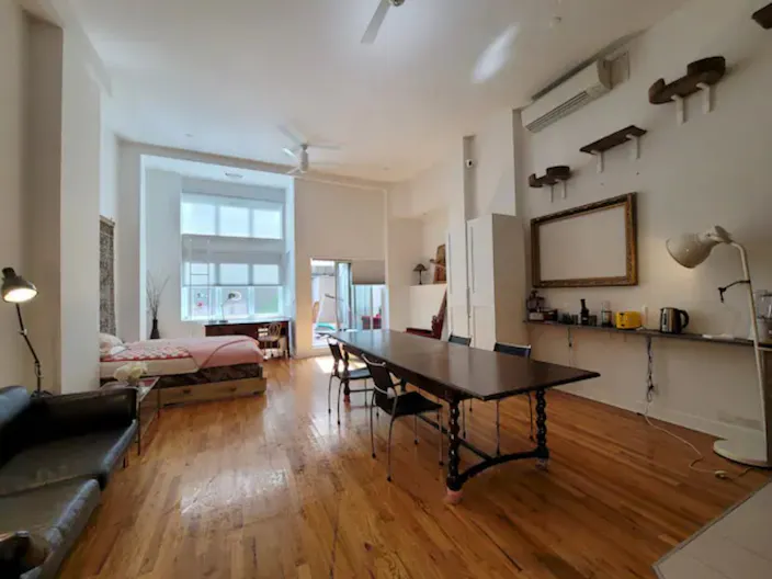 LOFT WITH PATIO - Image 0