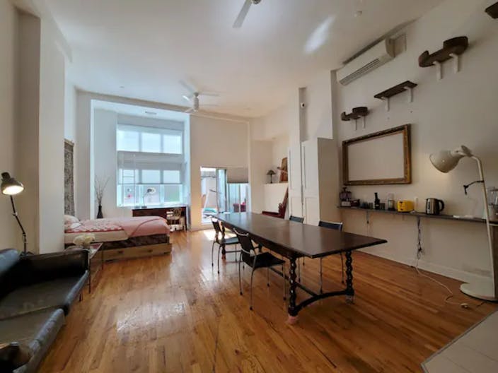 LOFT WITH PATIO - Image 0