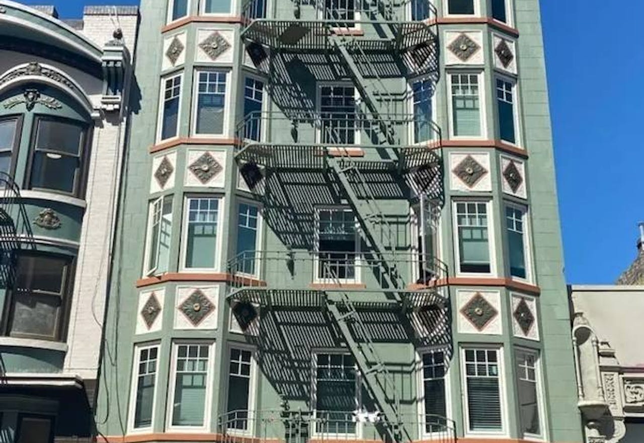 Affordable Flex Retail/Office/Showroom Space - Image 2