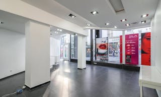 Boutique for Rent - Close to Montorgueil - Ideal for Pop-Up Store / Showroom - Image 4