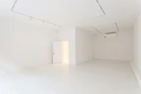 Exclusive Townhouse Rental in the Heart of London - Image 17