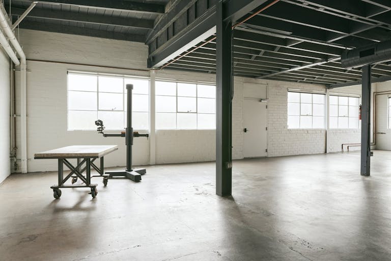 Gorgeous Daylight Studio With Attached Prop House (Hot Set Props) - Image 2