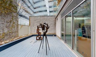 Street Level Chelsea Gallery with Outdoor Terrace - Image 2